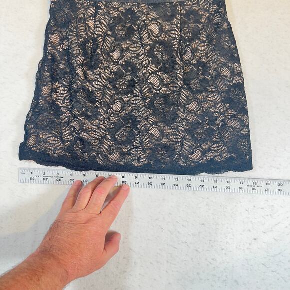 French Connection A-Line Micro-Mini Skirt Lace Woman 6 Black Lace Beige Lining - Picture 4 of 14